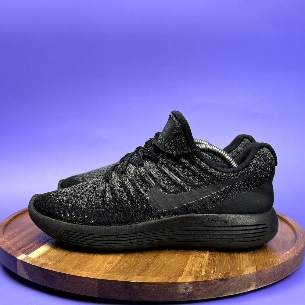 WOMENS LUNAREPIC LOW FLYKNIT 2 SIZE 6.5